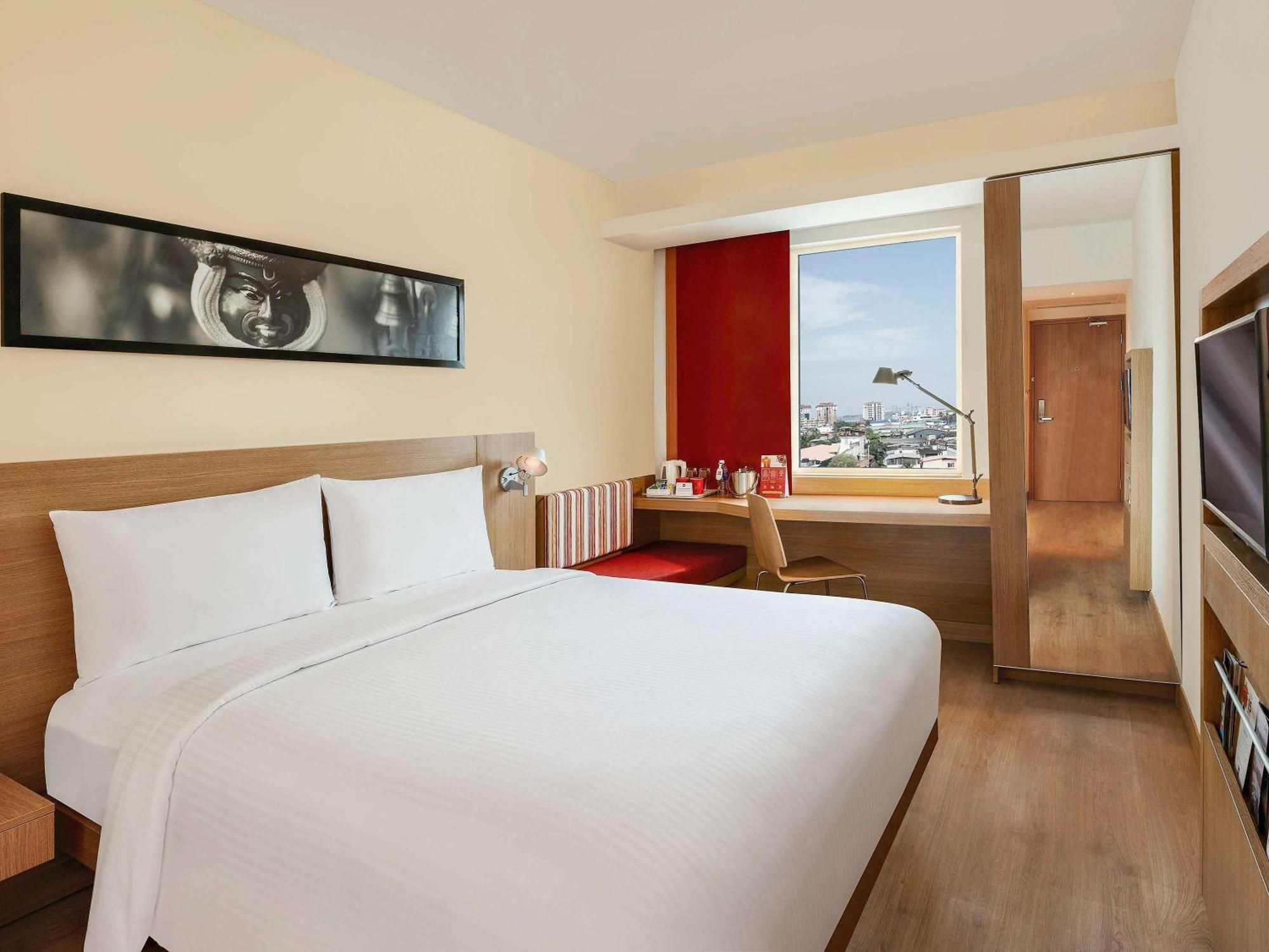 Ibis Kochi City Centre - An Accor Brand Екстериор снимка