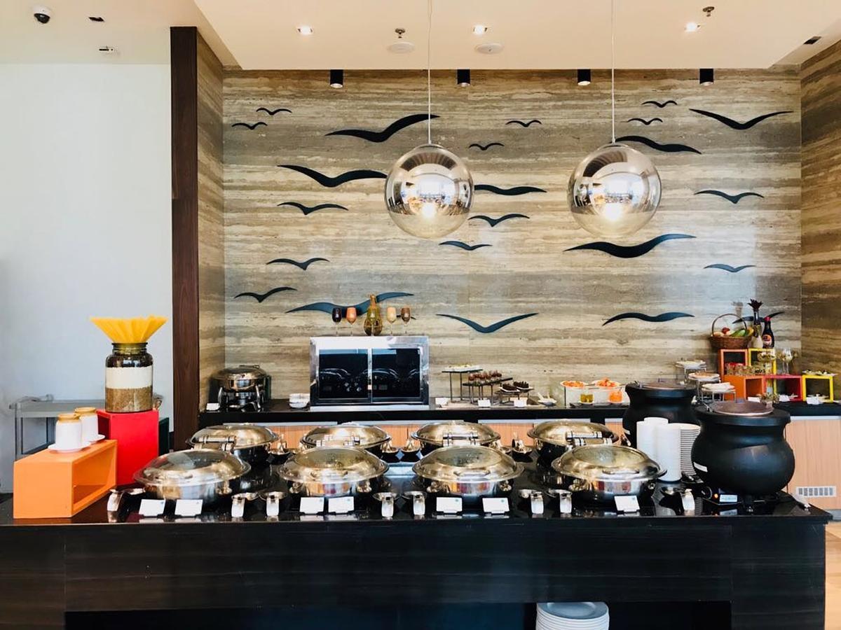 Ibis Kochi City Centre - An Accor Brand Екстериор снимка